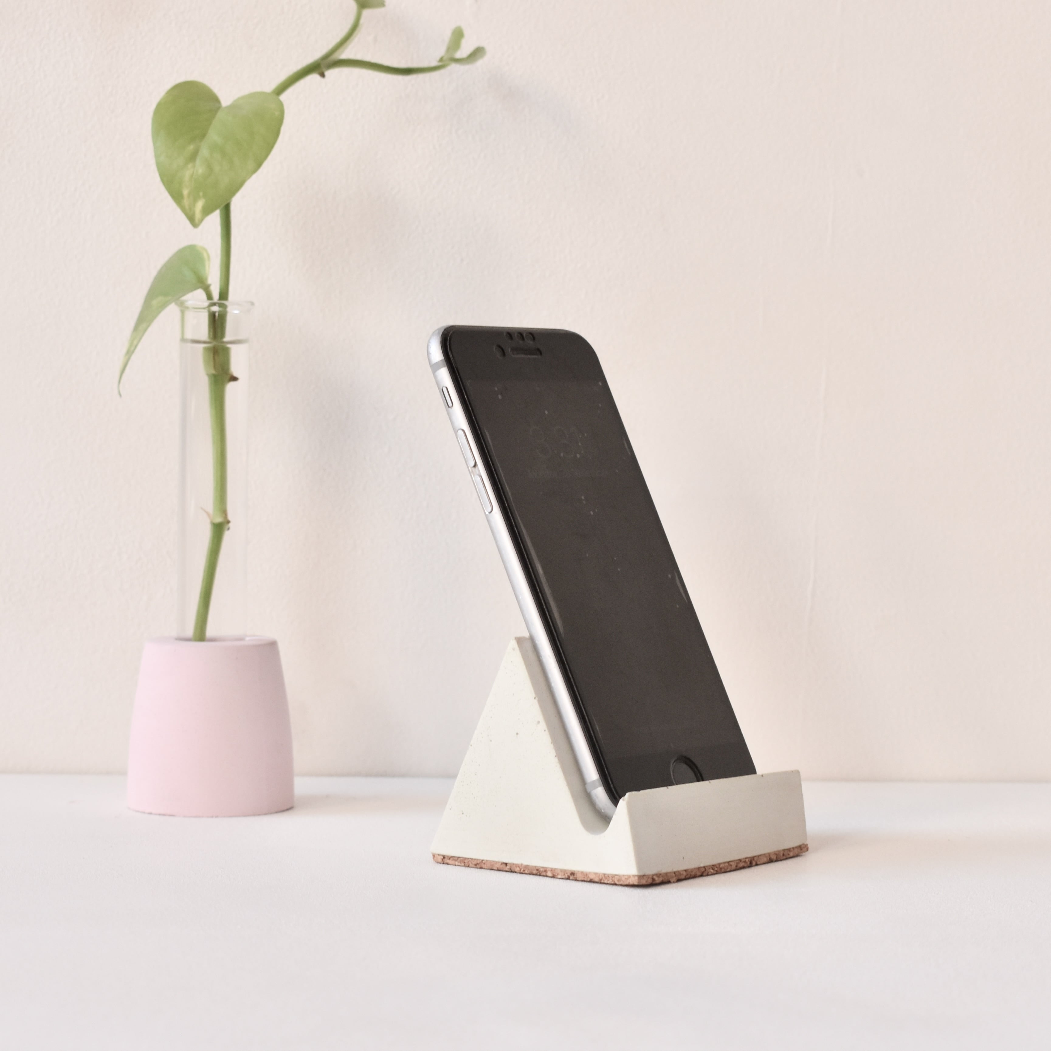 Orbix - Handmade Premium Mobile Phone Holder & Tablet Holder