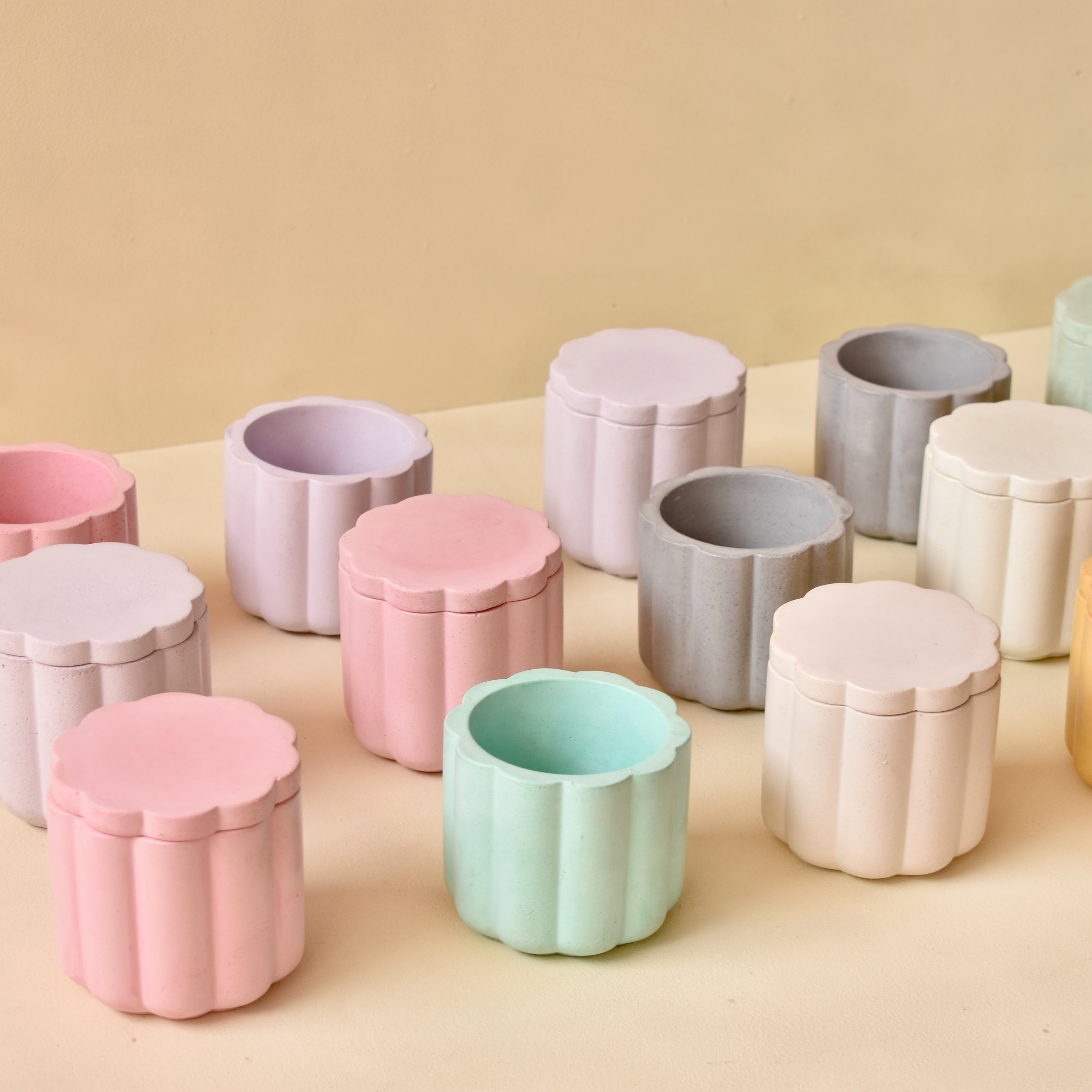 SUN FLOWER | 200ml | Premium Handmade Empty Concrete Candle Jars for Wholesale